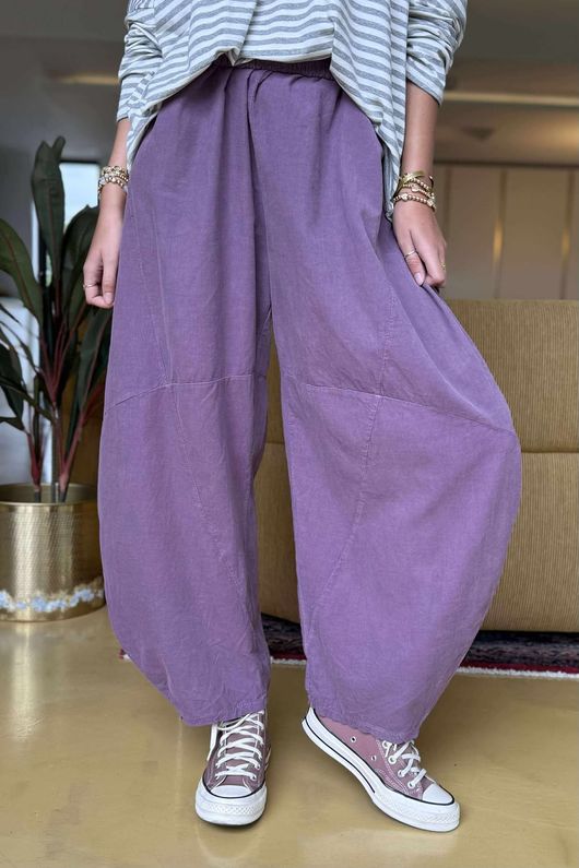 Made in Italy Cooper Needlecord Classic Barrel Leg Pant Dewberry